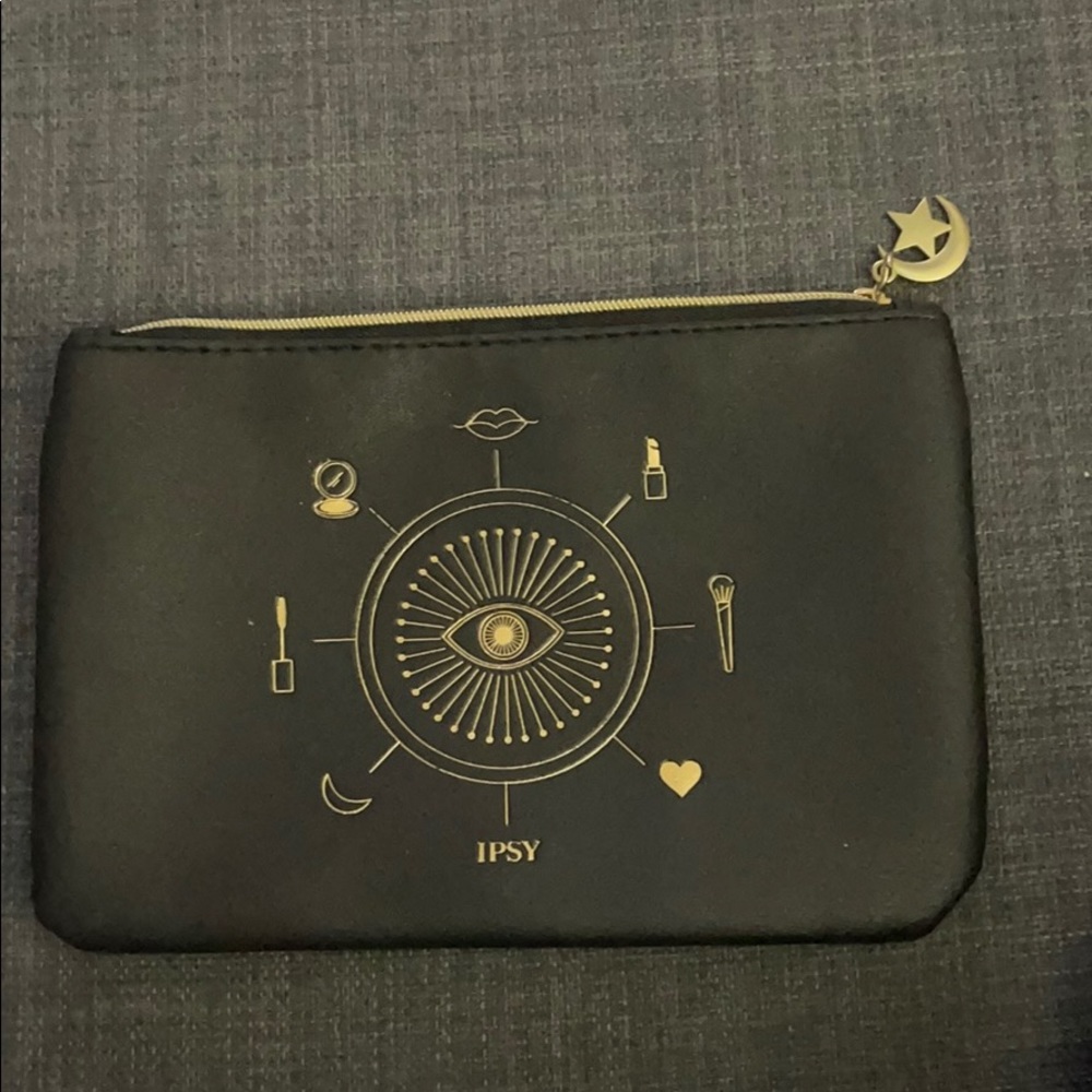 Makeup bag